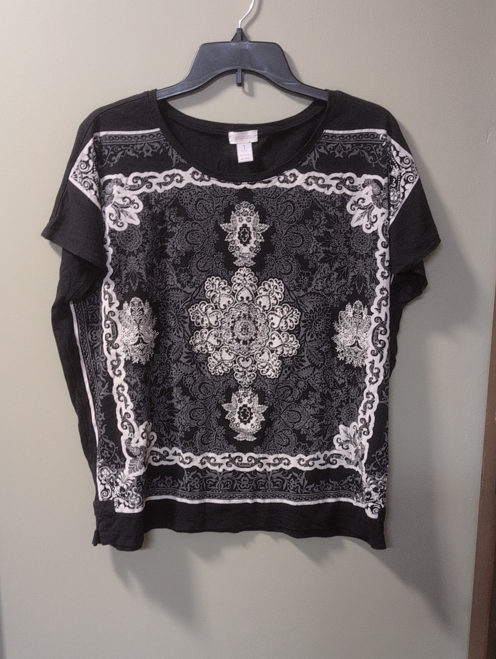 Chico's Black and White Short Sleeve Medallion Tee